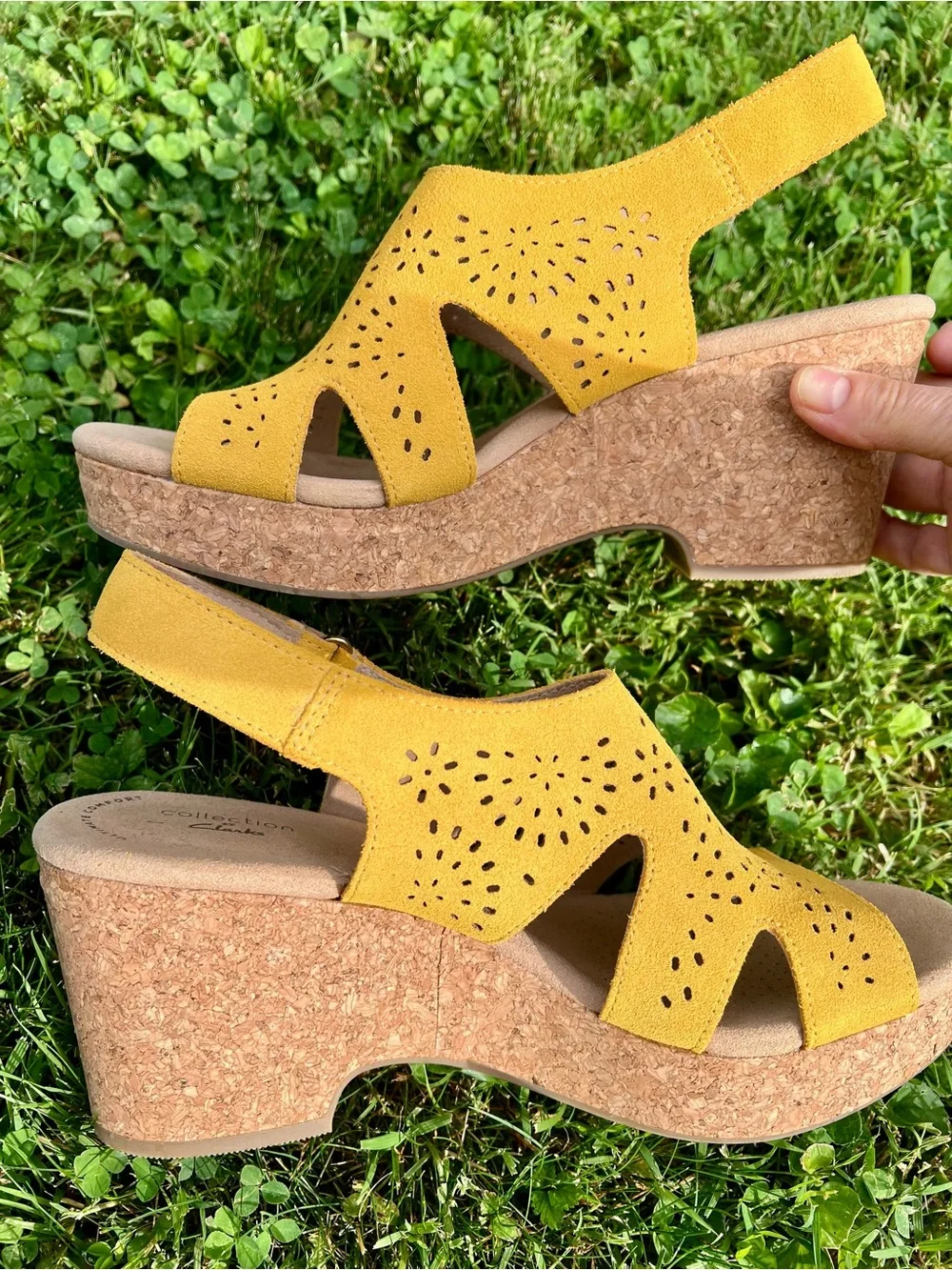 NWOB Gold Marigold Honey Yellow Clark’s Wedge Slingback Sandal 7.5 platform rare